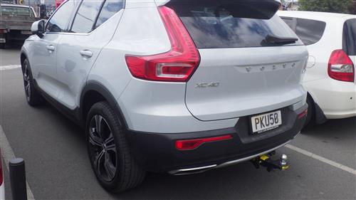 VOLVO XC40 STATIONWAGON 2017-CURRENT